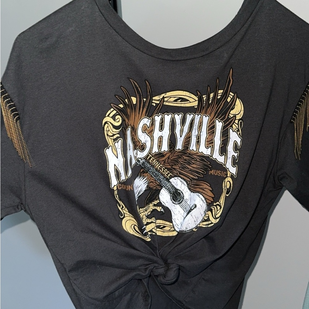 Nashville band t shirt size medium